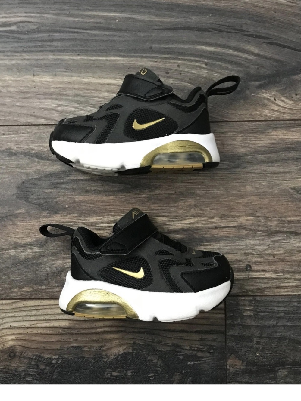 Nike Air Max 200 TD Size 4C “Metallic Gold” Black Gold Baby Shoes